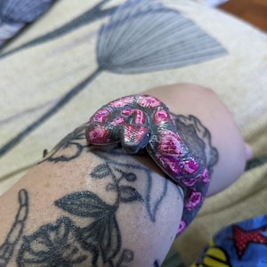 Adjustable snake bracelet