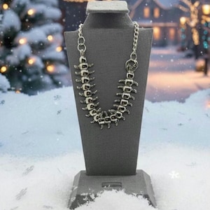 Collar de ciempiés, joyería de ciempiés, rareza, collar espeluznante, joyería gótica, ciempiés, joyería de insectos, collar de insectos, regalos de Navidad