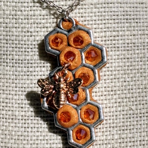 Bee necklace, bee jewelry, honey bee necklace, bumble bee necklace, bee pendant, gold bee, bee