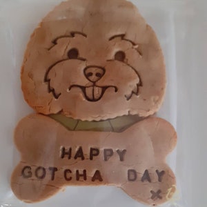 Personalised Dog treat. Organic Banana and natural peanut butter dog cookies with your own message. Vegan & gluten free image 6