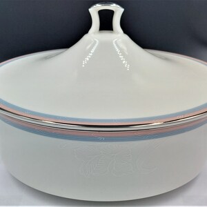Vintage NORITAKE BREATHLESS COVERED Vegetable Dish Noritake Fine Porcelain China Covered Serving Dish