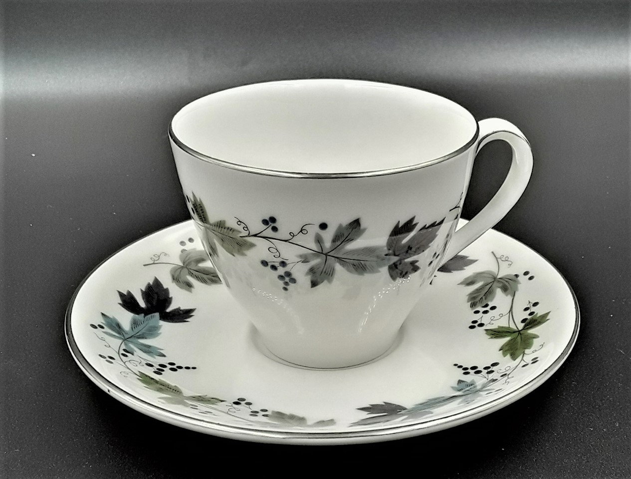 Vintage ROYAL Doulton BURGUNDY Pattern Fine China Made in England