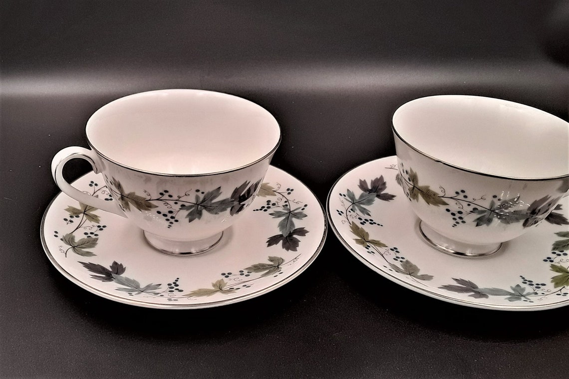 Vintage ROYAL DOULTON BURGUNDY Pattern Fine China 2 Tea Cup & Etsy