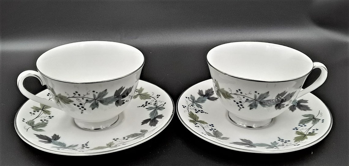 Vintage ROYAL DOULTON BURGUNDY Pattern Fine China 2 Tea Cup & Etsy