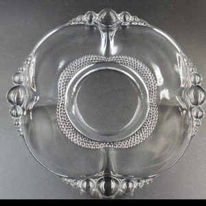 Vintage Retro DEPRESSION GLASS Dessert / Lunch Plate 7&quot; Stunning Pattern Excellent Condition