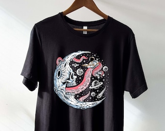 Moon Kraken Graphic Tee: Sci-Fi Alien Goth Shirt