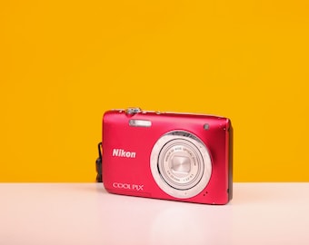 Nikon Coolpix s2600 Digital Camera