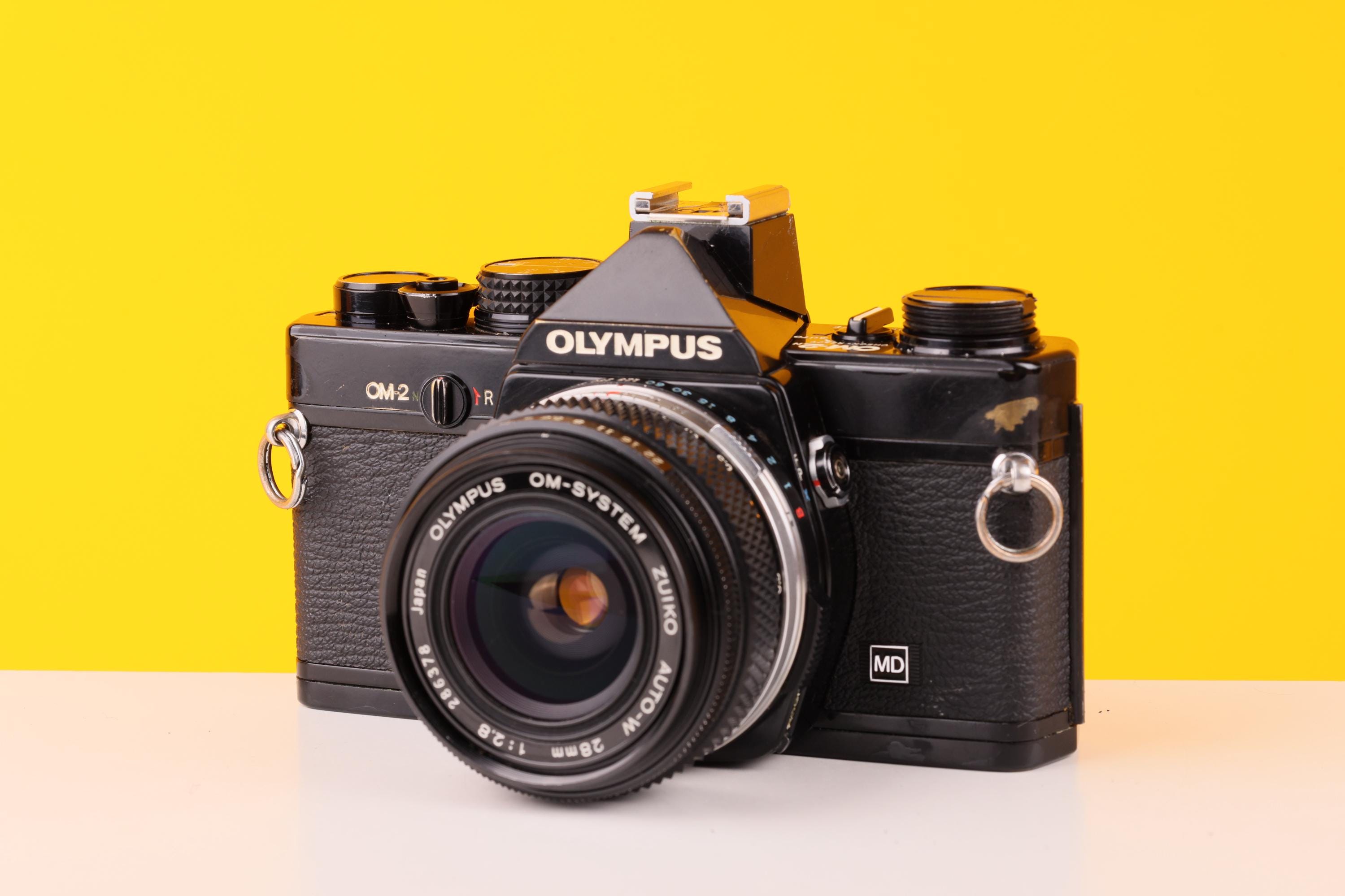 ★ OLYMPUS OM-2N BLACK + 標準レンズ 50mm s-l1200.jpg