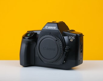Corpo della fotocamera reflex Canon EOS RT 35mm