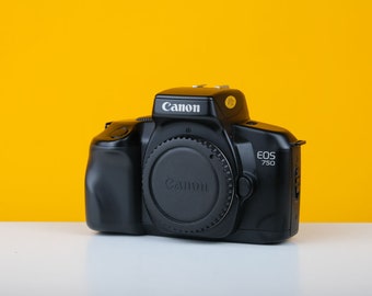 CANON　EOS　750ＱＤ Canon EOS 750QD 35mm SLR Film Camera w/188A Speedlite Flash