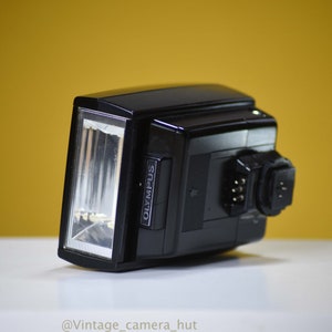 Olympus T32 Flash for Olympus OM10 OM20 OM30 OM4 OM1 OM2 OM4