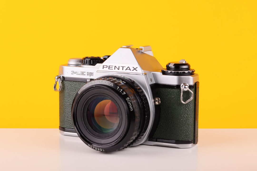 ペンタックス ME スーパーヴィンテージ 35 mm フィルムカメラ（SMC