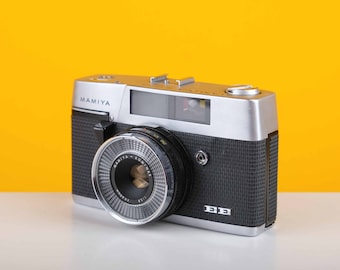 ヴィンテージ ベロクイック KB 135 フィルムカメラ - 革製ケース付き