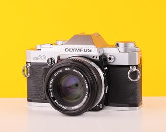 オリンパス OM40 プログラムフィルムカメラ（50mmレンズ付き） - Etsy 日本
