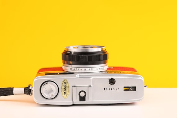 OLYMPUS　TRIP 35　ヴィンテージ　コンパクト　フィルムカメラ Olympus Trip 35 Vintage Film Camera With Zuiko 40mm F2.8