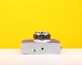 Olympus Trip 35 Vintage Film Camera With Zuiko 40mm F2.8 Lens With