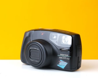 Vintage Pentax Zoom 105 Super Camera 35mm Film Point and Shoot