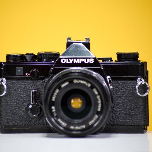 Olympus OM10 Vintage Film Camera 35mm With Vivitar 28mm F2.8 Etsy