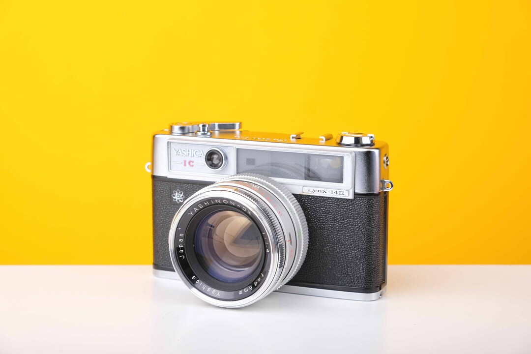 Yashica Lynx 14 E Review | Straight, No Chaser.