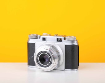 Franka Prontor-SVS Fotocamera a telemetro 35 mm con obiettivo ISCO-Gottingen Isconar 45 mm f2.8