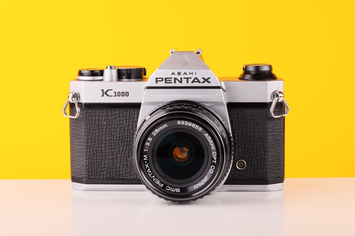 Pentax K1000 35mm SLR Film Camera + Pentax-M 50mm f/2 Lens, foto 2 di 5