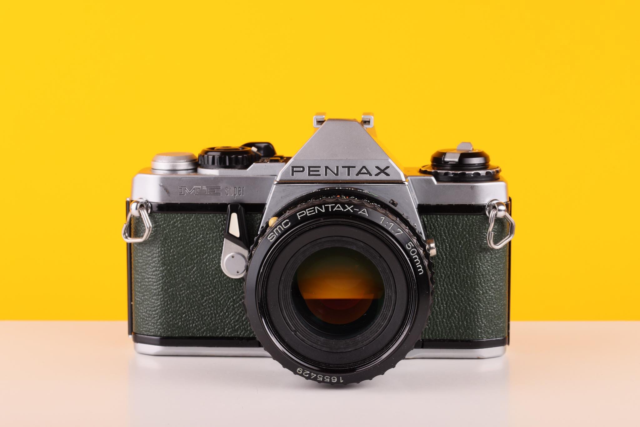 PENTAX ME 一眼レフフィルムカメラ ダブルレンズセット smc 赤城耕一：第7回 「小型軽量が正義！」を体現したシンプル一眼
