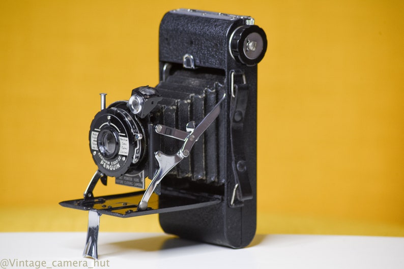 Penguin Kershaw Eight-20 Vintage Folding Camera 1951 Medium Format Good Condition