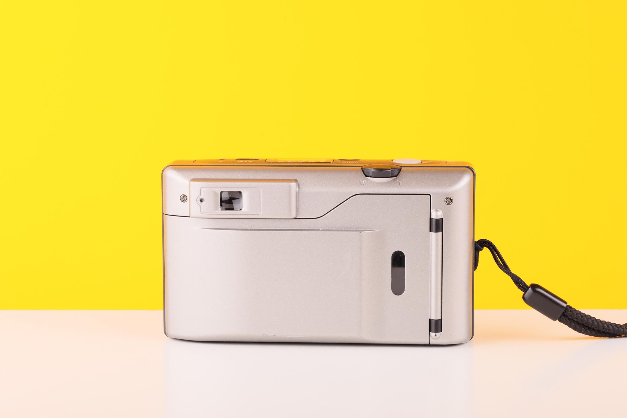 コニカ Z-up110 VP 35 mm ポイントアンドシュートフィルムカメラ