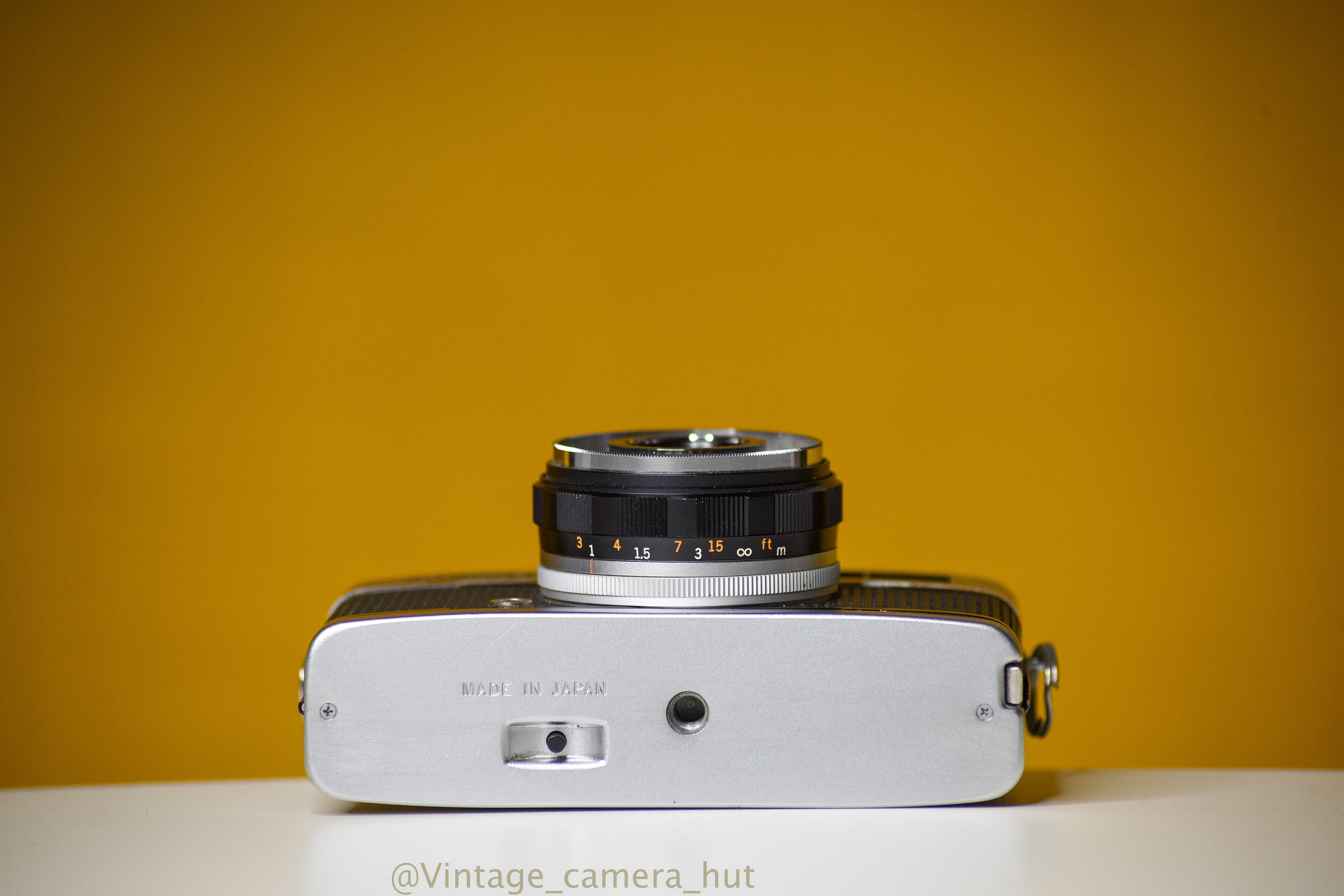 オリンパストリップ35　40mm F/2.8 Olympus Trip 35 Vintage Film Camera With Zuiko 40mm F2.8 Lens and