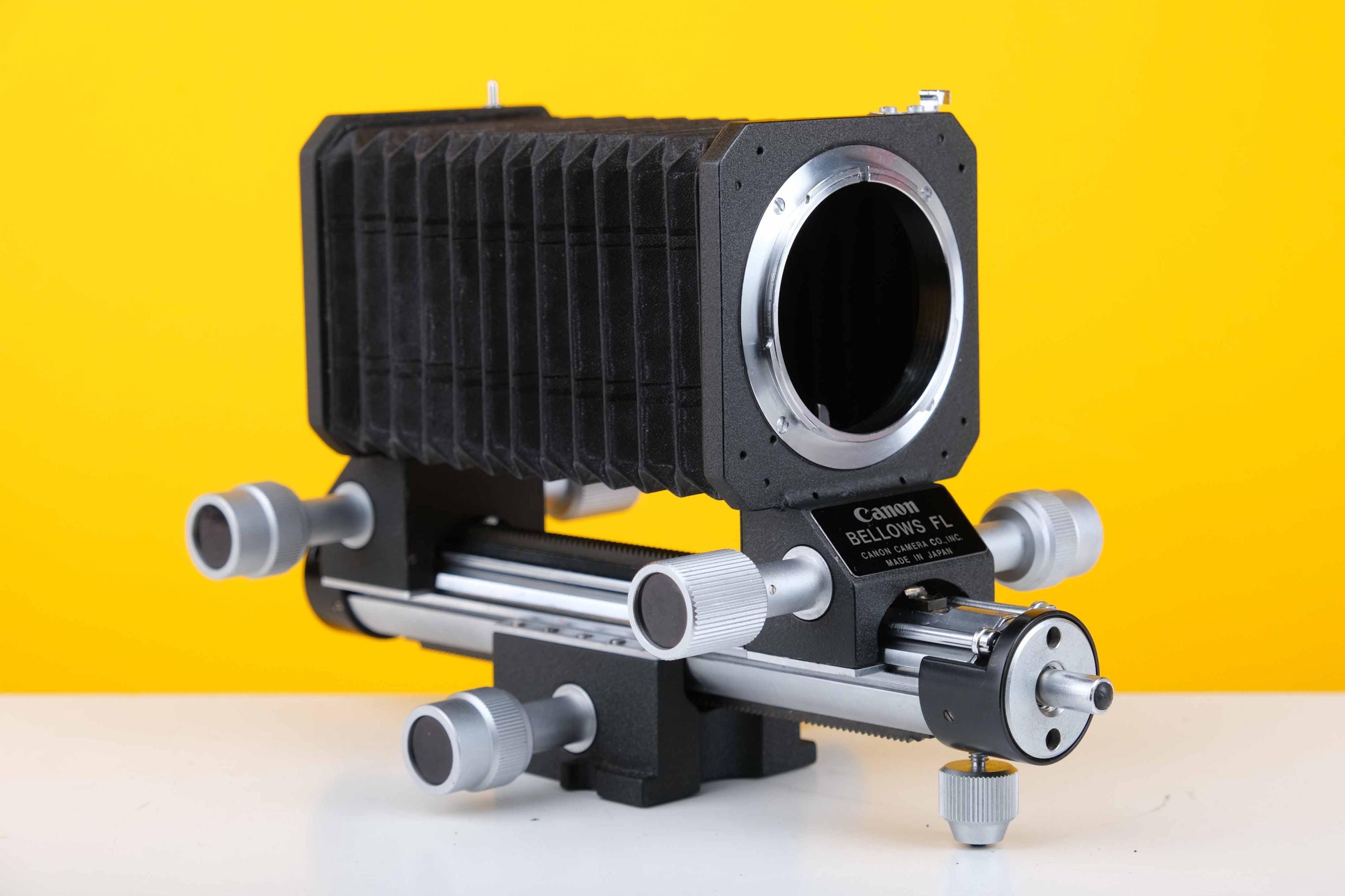 【0023】最終値下げ❗️初代Canon F1用 PROBACK(ポラホルダー) 0023】最終値下げ❗️初代Canon F1用 PROBACK(ポラホルダー