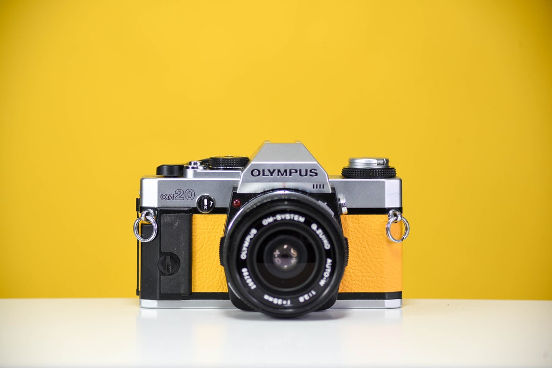 オリンパス OM20 35mmフィルムカメラ（ズイコーオートW 35mm f/2.8