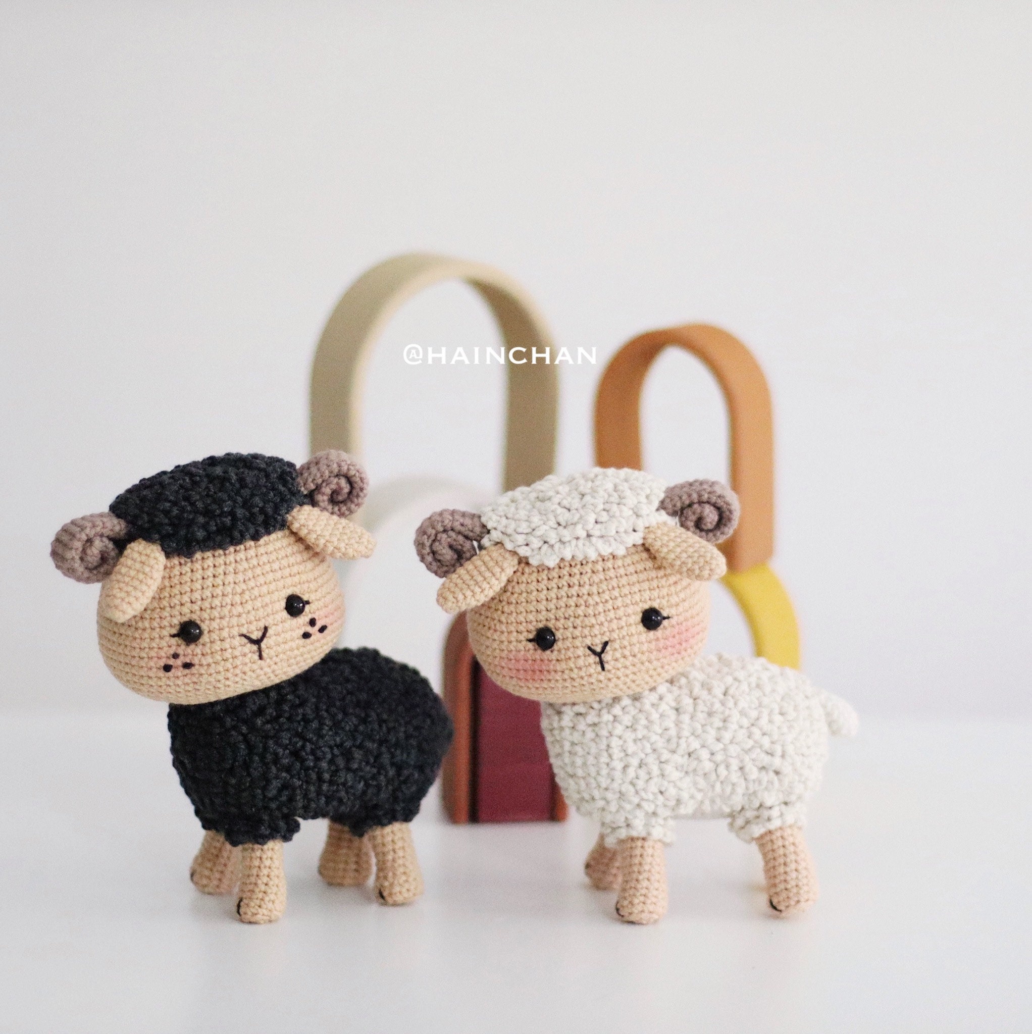 Big Book of Little Amigurumi : 72 Seriously Cute Patterns to Crochet 