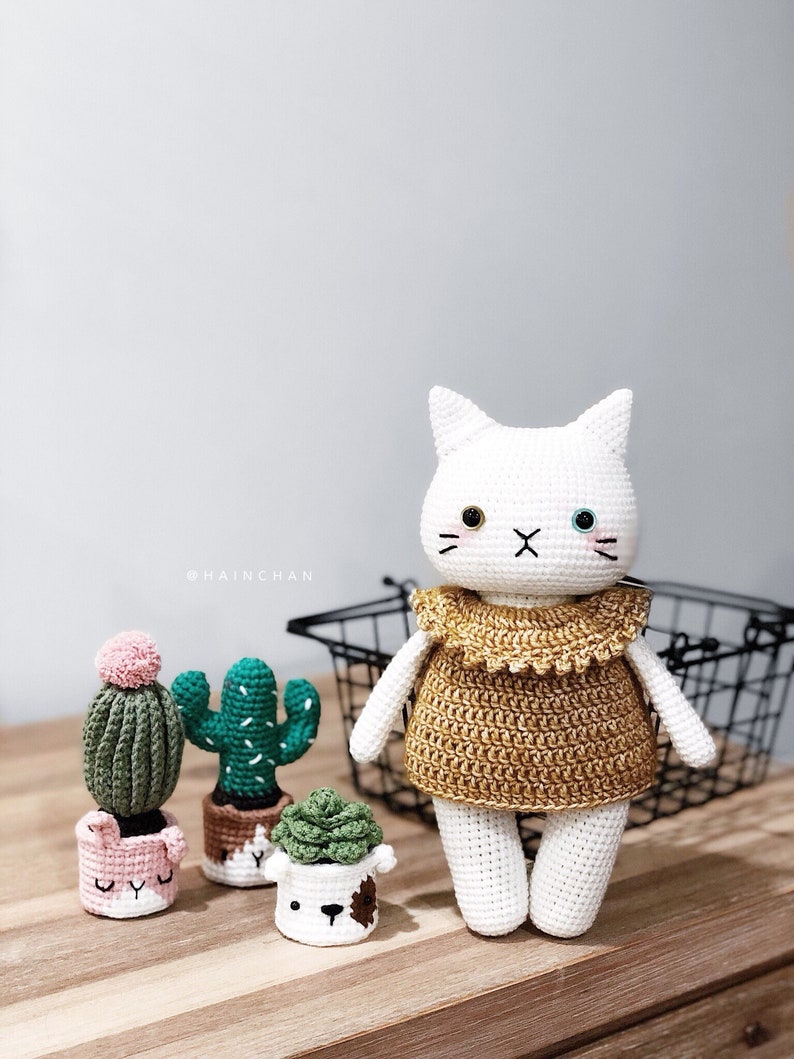 Adorable Oreo & Mochi the Cat Crochet Pattern by Hainchan image 5