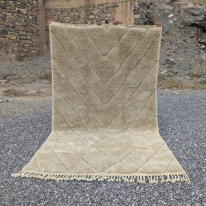 Natural beige rug, Moroccan area rug with braided design, Taupe greige rug, Handmade wool rug, Beni ourain gray rug, Berber vintage carpet