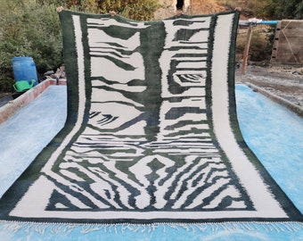 Moroccan berber kilim rug Beni ourain area rug Tapis berbere Flatweave striped kilim rug Mrirt large area rug Vintage rug Boho rug 9.3×12.3