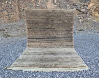 Handmade Beige Moroccan Wool Rug, Braided Diamond Pattern