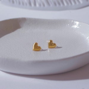 Small Heart Stud Earrings Sterling Silver,Dainty Heart Studs,Minimalist,Valentine Gift,Birthday gift for her, heart jewellry,Heart for girls