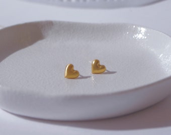 Heart Stud Earrings Sterling Silver Gold Small Heart Studs Valentines Day Heart Earrings Minimal Everyday Heart Jewelry Valentines Earrings