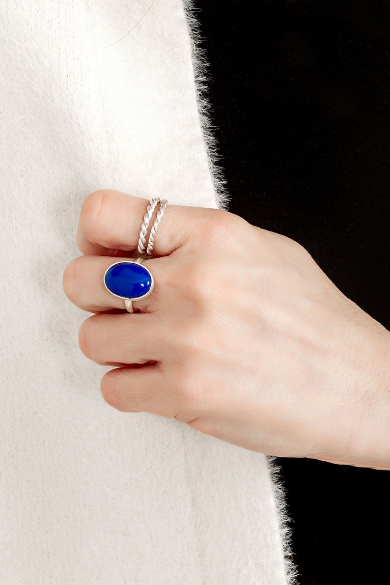 Natural Lapis Lazuli Ring Blue Gemstone Ring 925 Sterling Silver Ring Boho Statement Ring Crystal Healing Everyday Ring Ring for Women image 1