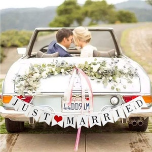 JUST MARRIED Banner, Wedding Backdrop, Just Married Sign, Rustic Wedding Decor, Getaway Car Decor, Wedding Sign for a Wedding Arch