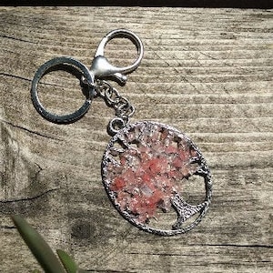 Chaveiro Árvore da Vida de Quartzo Cereja – Chaveiro de Cristal Atrai Amor e Felicidade