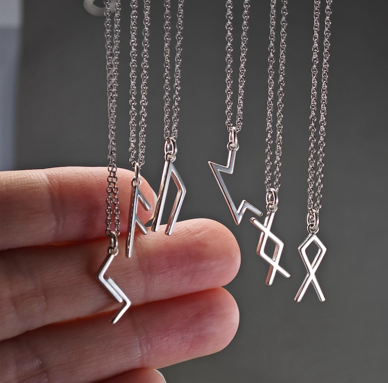 Chains Inscriped With Runes Custom Viking Rune Necklace, 925 Silver, Personalized Norse Jewelry - Etsy