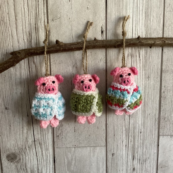 CROCHET PATTERN Pig in a Blanket - US Terms (English only)  - Christmas tree decoration, door hanger