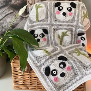 CROCHET PATTERN ‘Bamboo Bear panda granny square baby blanket instant download crochet panda blanket US Terms (English only)