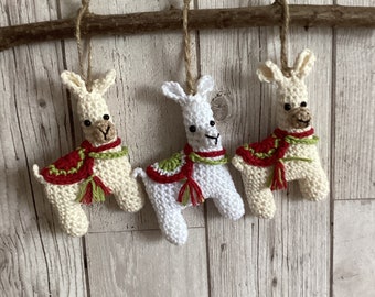 CROCHET PATTERN ‘Love a Llama Christmas tree decoration US terms (English only)