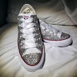 Kid&#39;s Rhinestone Sneakers-Low Tops