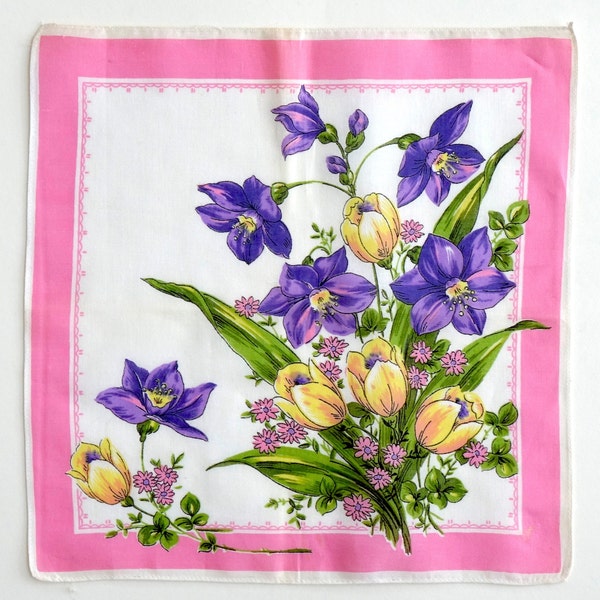 Vintage Taschentuch mit Frühlingsblumenstrauss aus Tulpen und Clematis