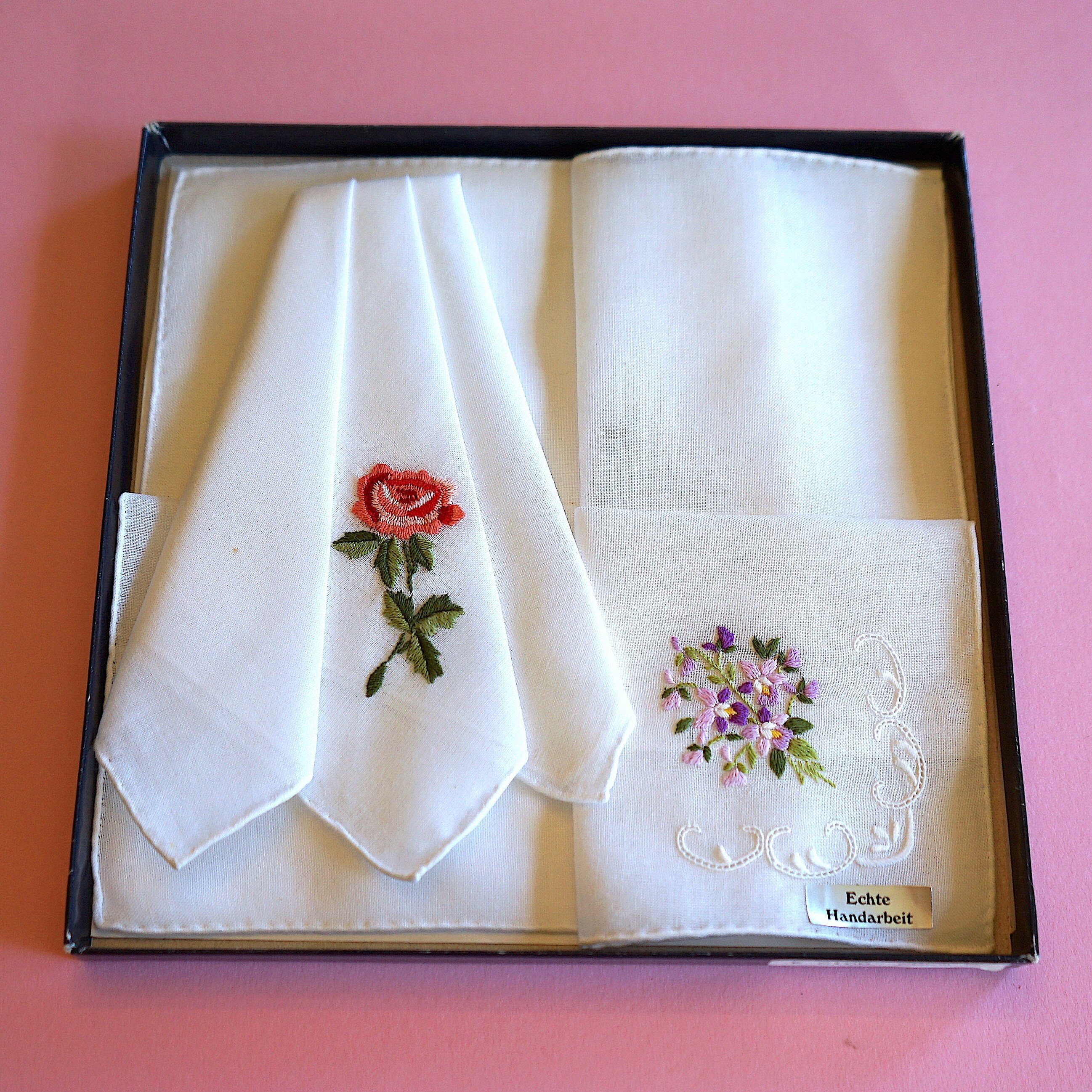 小物 1900s Hand Embroidery Handkerchief Hand-embroidered Vintage Handkerchiefs in Original Box