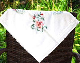 Vintage Cross-Stitch Tablecloth with Roses