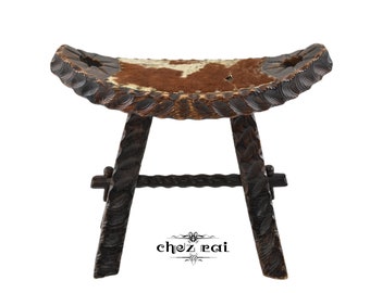 Vintage Spaanse houten en huid bedekte kruk tabouret boerderij cottage stoel schuur hout display gemaakt in Spanje vintage cadeau idee / chez rai